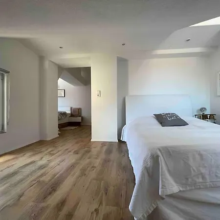 Apartman Ferienwohnung In Der Altstadt „storchennest“ *